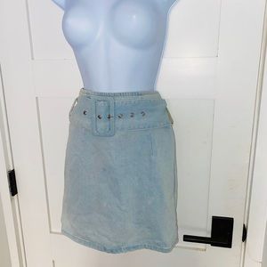 Washed Out Light Denim Skirt w Bug Buckle Belt